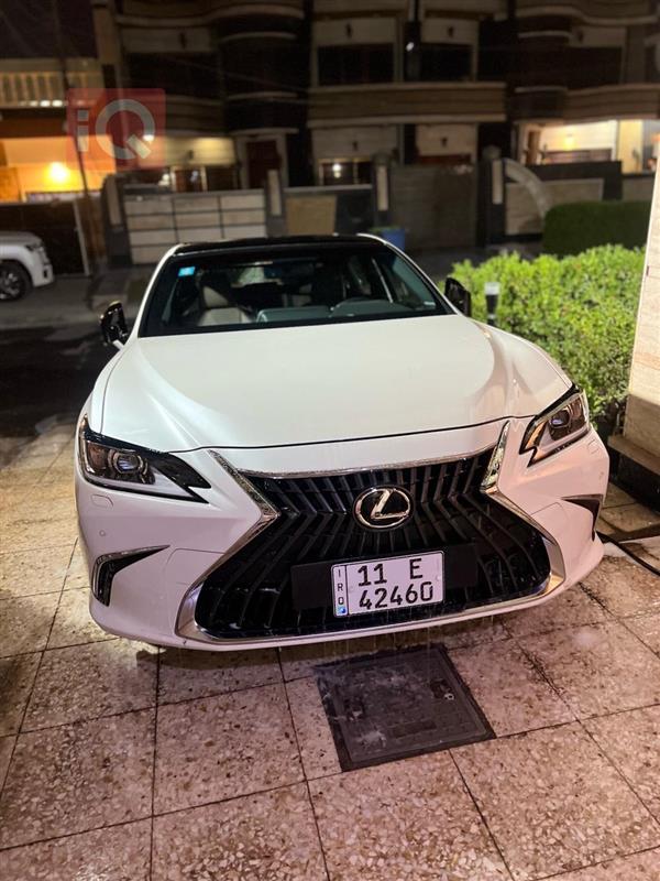 Lexus ES 2023 for sale in Iraq - Baghdad
